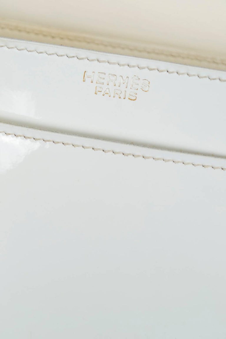 Vintage Hermès Sac Cordelière White Patent Leather Envelope Handbag- 25 cm, 1951 For Sale 2