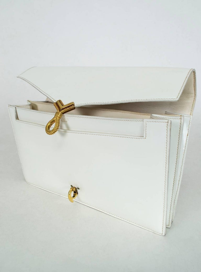 Gray Vintage Hermès Sac Cordelière White Patent Leather Envelope Handbag- 25 cm, 1951 For Sale