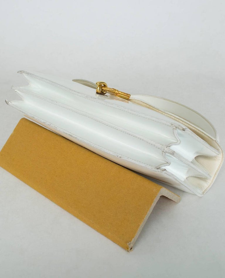 Vintage Hermès Sac Cordelière White Patent Leather Envelope Handbag- 25 cm, 1951 For Sale 5