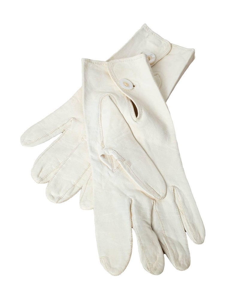 Men's White Kidskin Chauffeur Gloves, 1950s at 1stDibs kidskin gloves, white kidskin gloves