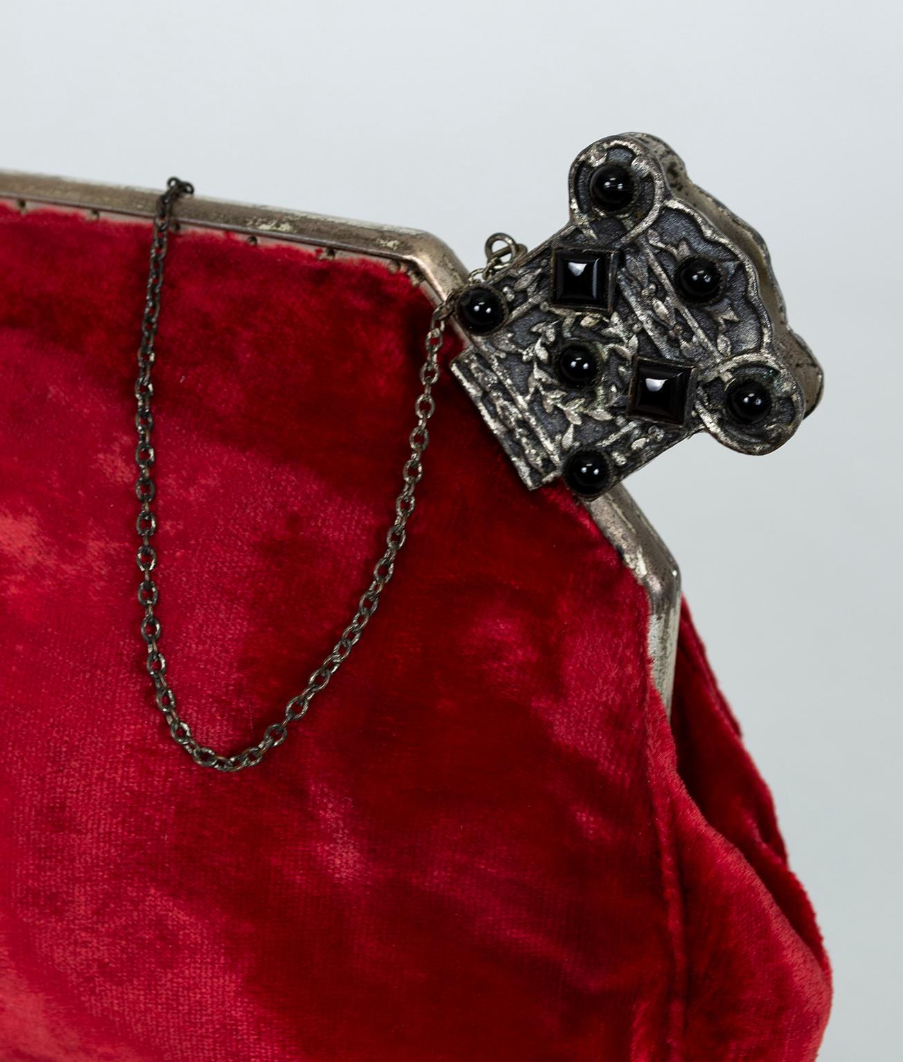Red Velvet Evening Clutch with Onyx Closure and Chained Mirror, 1950s 2