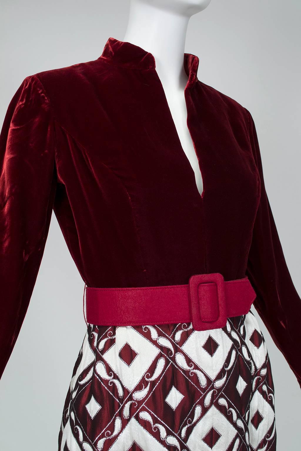 Ceil Chapman Burgunderrotes Kleid aus metallischem Brokat mit Schlüsselloch - XS-S, 1960er im Angebot 1