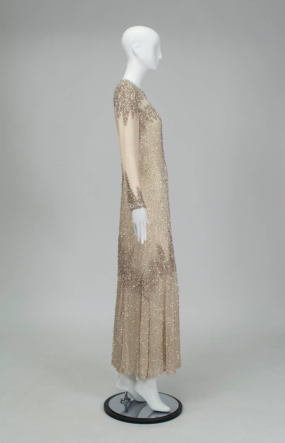 Oleg Cassini Nude Rose Gold Bead and Sequin Evening Gown - US 6, 1990s In Good Condition For Sale In Tucson, AZ