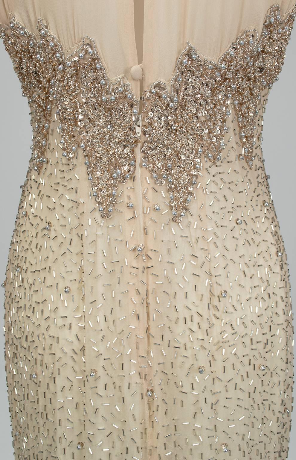 Oleg Cassini Nude Rose Gold Bead and Sequin Evening Gown - US 6, 1990s For Sale 5