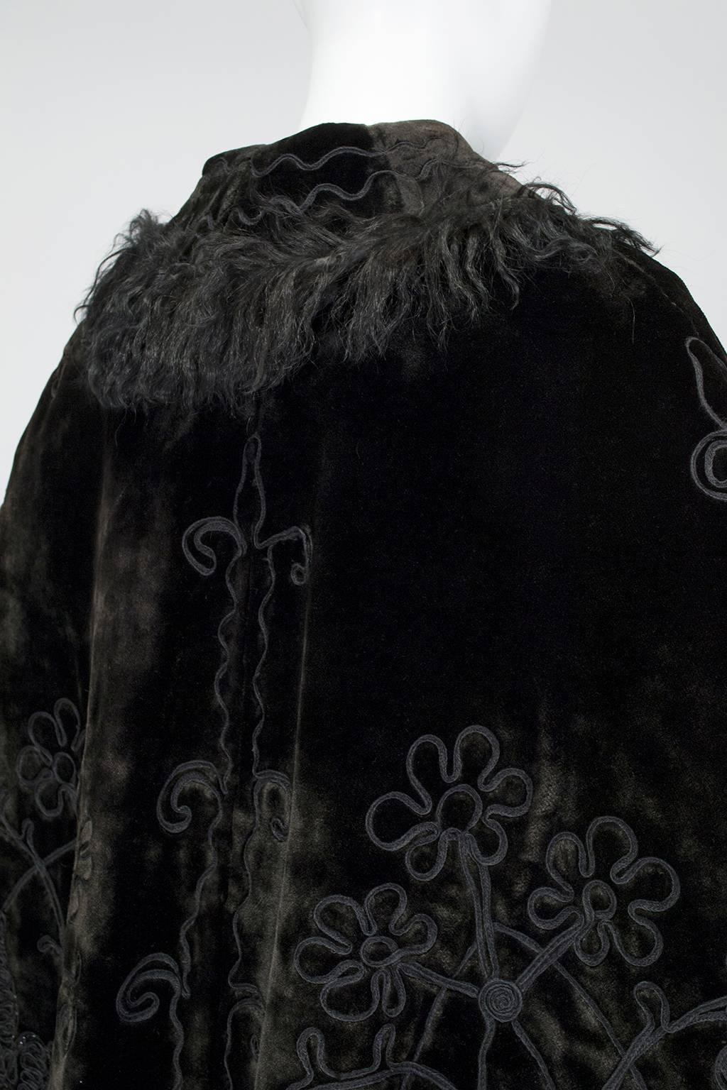 mongolian cloak