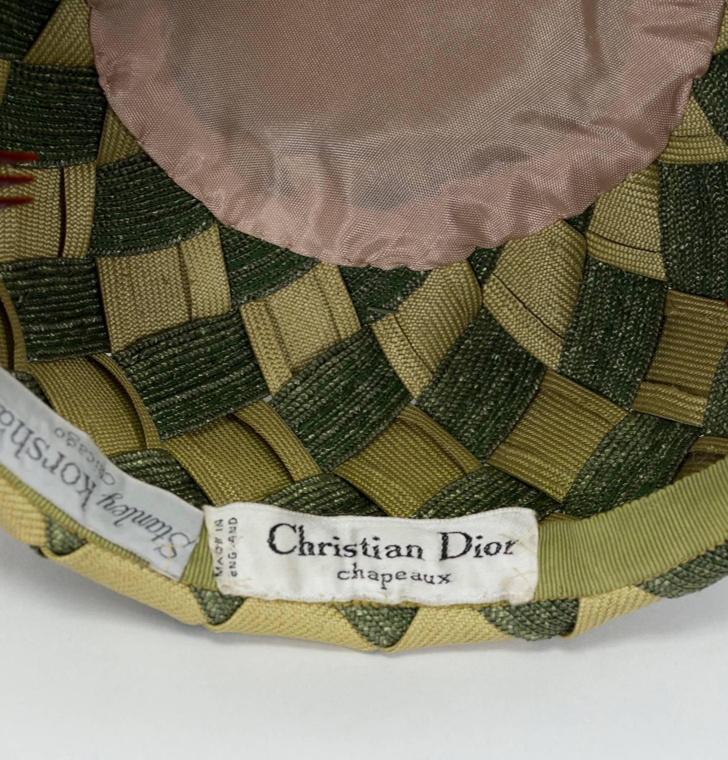 Christian Dior Chapeaux Woven Checkerboard Pillbox Hat, 1960s In Excellent Condition In Tucson, AZ