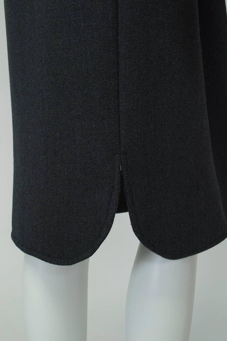 Ben Zuckerman Charcoal Wool Contrast Coat with Scallop-Back Skirt - M-L ...