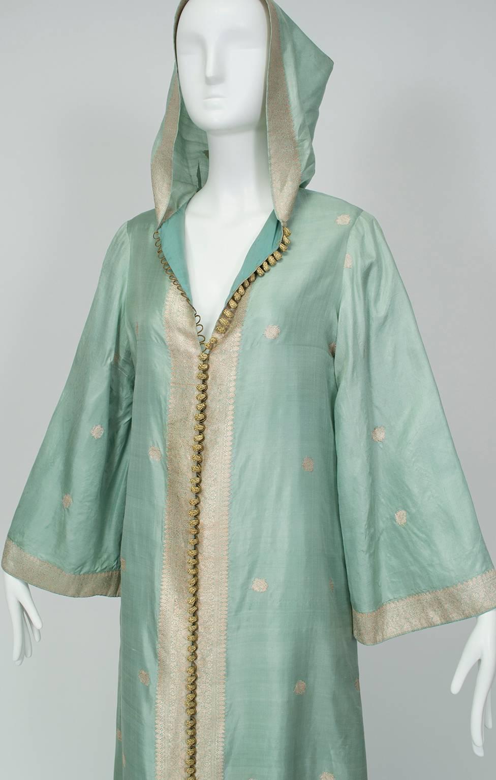 Gray Green Sari Silk and Gold Thread Hooded Kaftan w Provenance, Tunisia - M, 1970s For Sale