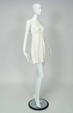 von Furstenberg - Mini robe chasuble empire blanche avec micro-tunique, taille XS, XXIe siècle