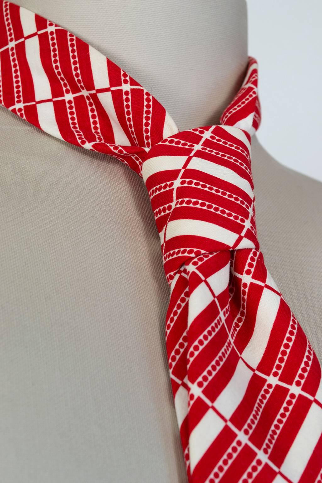 Men's Red and White Modern Graphic Stripe Cotton Necktie – Chicago, 1970s In Excellent Condition In Tucson, AZ