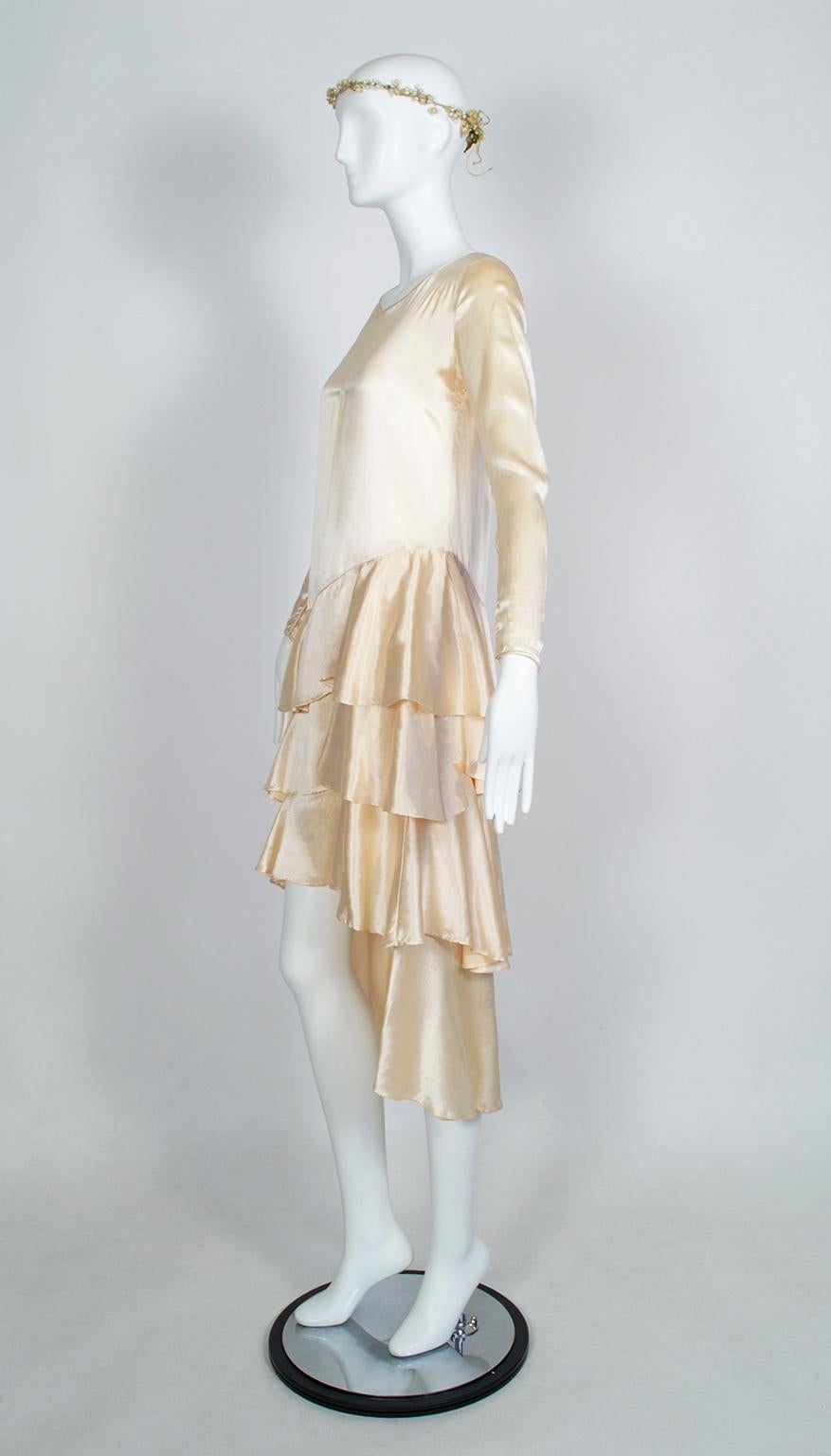Asymmetrical Dip Hem Wedding Dress with Orange Blossom Garland, 1920s 1