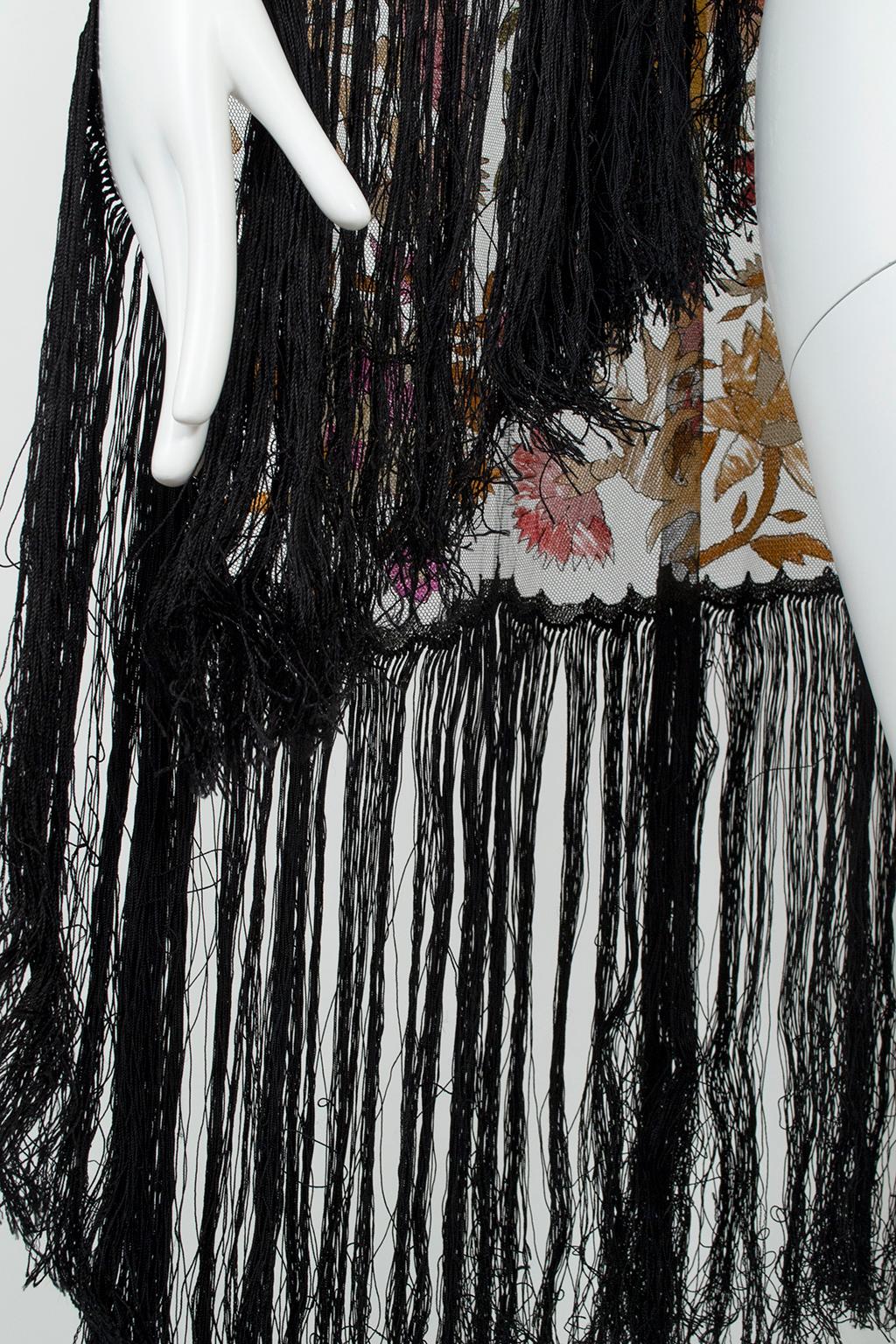 Haute Couture Black Embroidered Silk Piano Shawl Mantilla w Provenance - 1900s For Sale 1