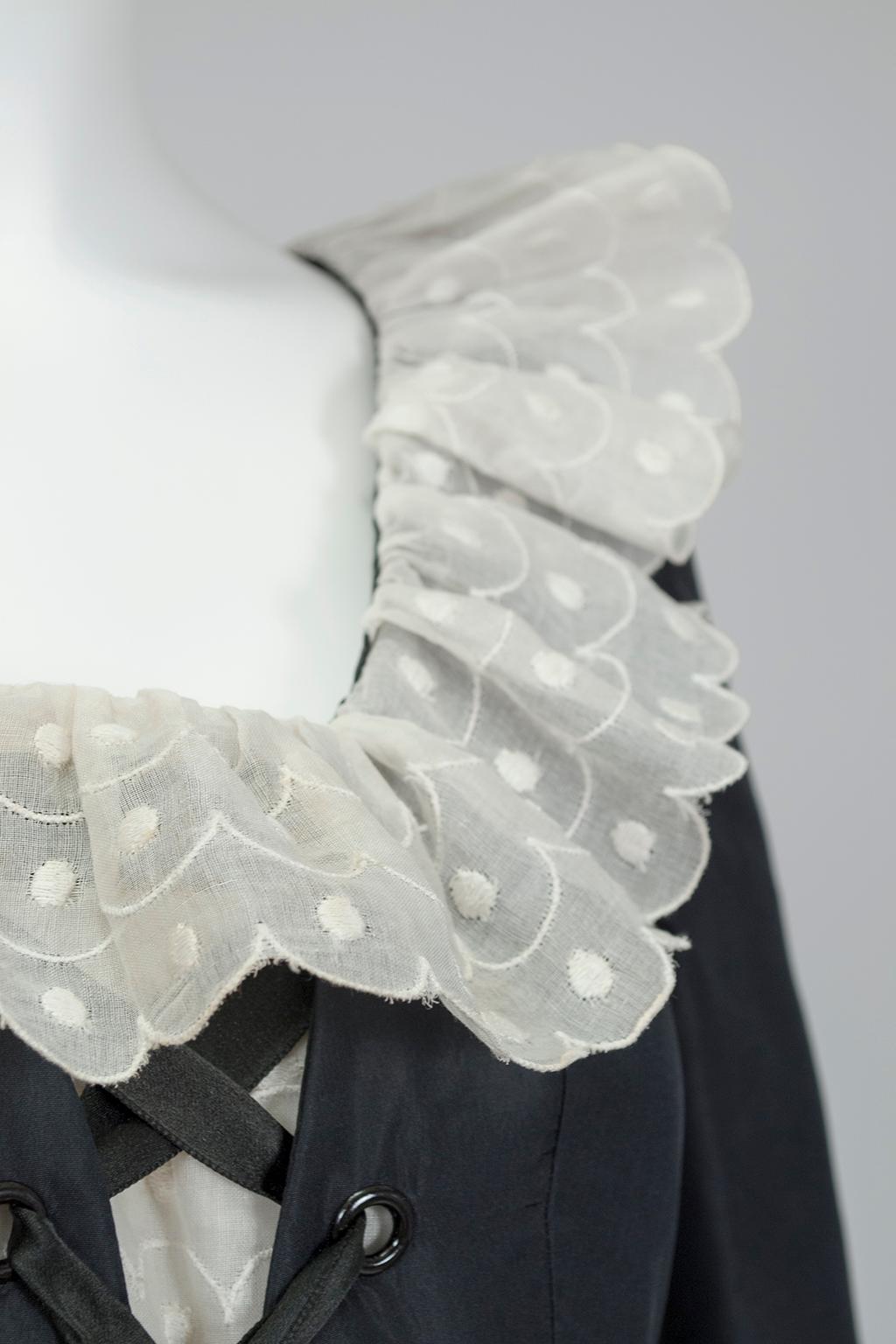 Oscar De La Renta Vestido de seda azul marino Demi-Couture Renacimiento isabelino - S, 1971 en venta 4