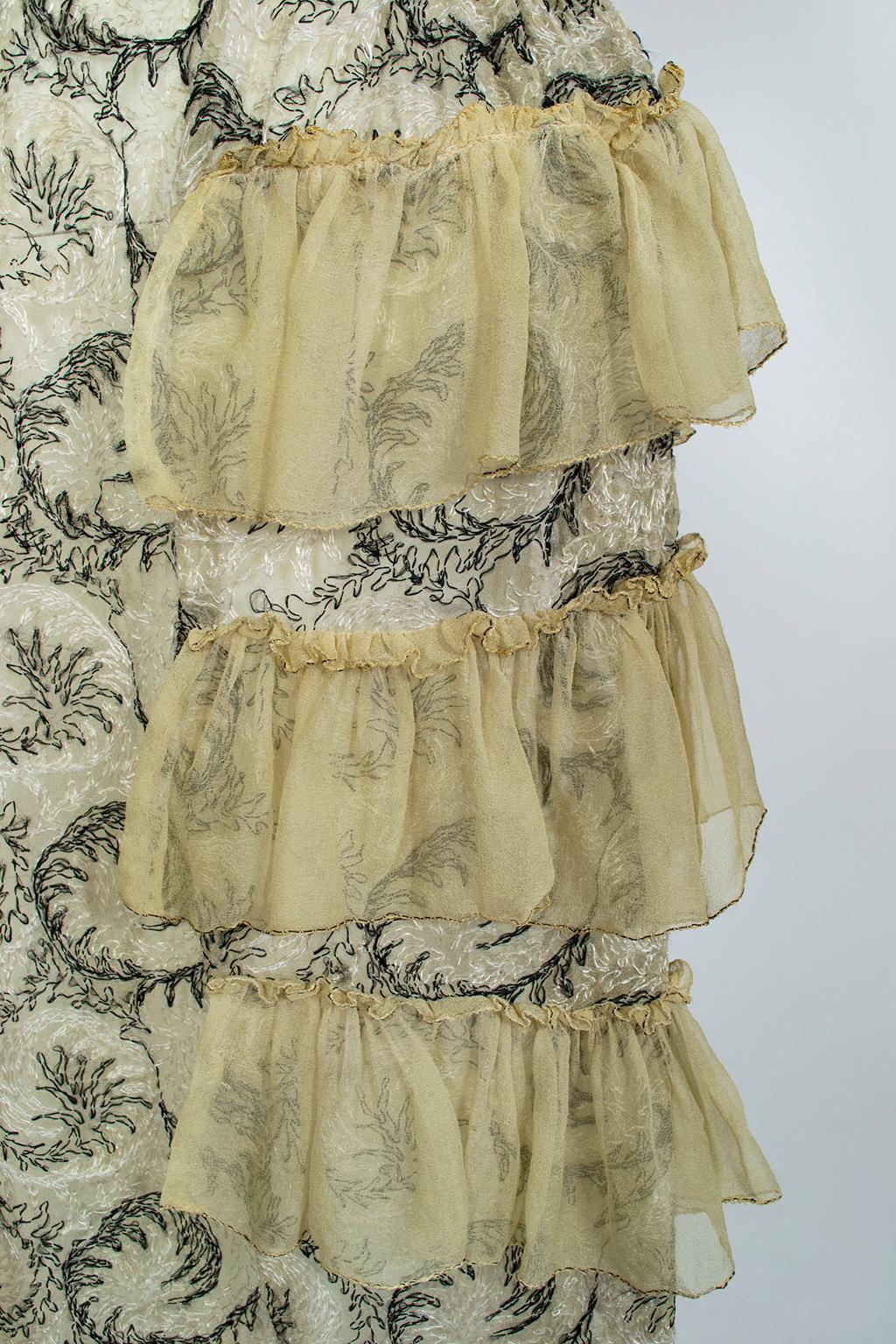 Chartreuse Edwardian Chiffon Robe de Style with Scrolling Embroidery - XS, 1910s For Sale 3