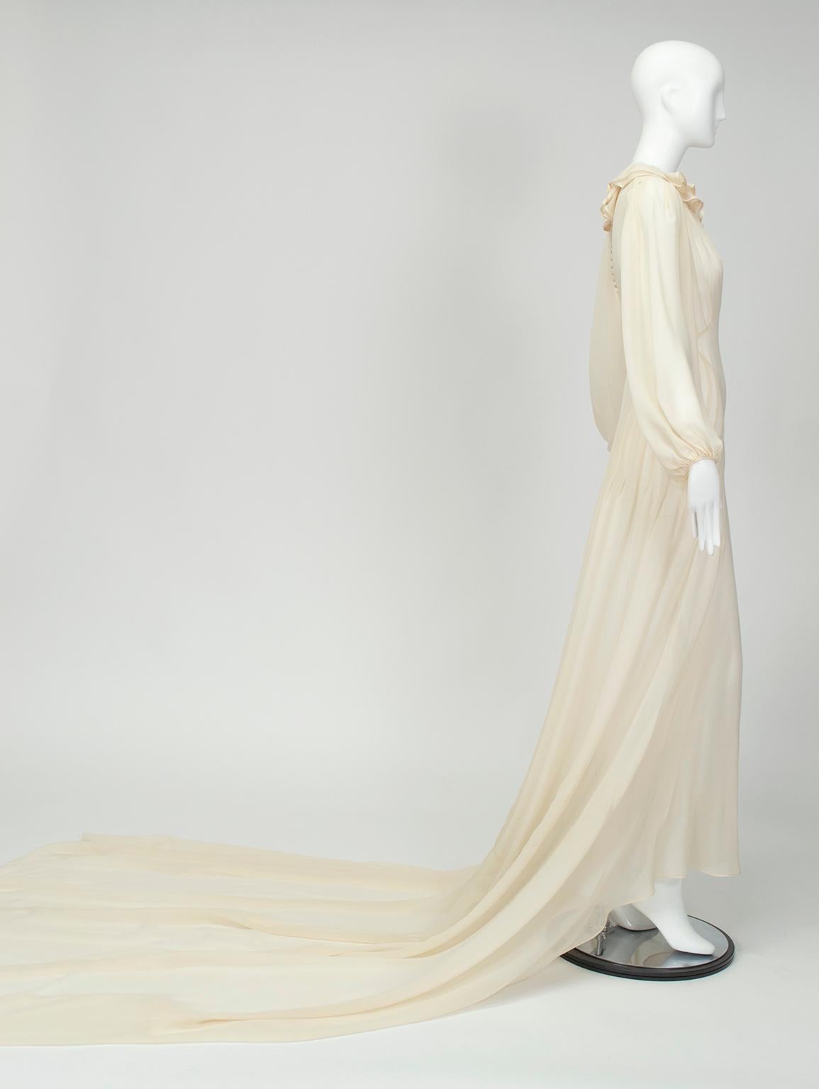 Women's Haute Couture Cream Medieval Cathedral Train Wedding Gown - Small, 1930s
