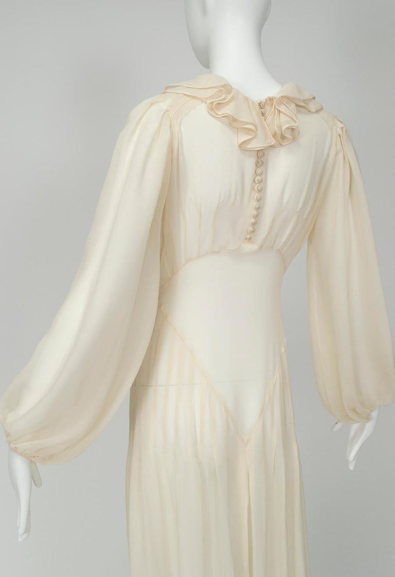 Haute Couture Cream Medieval Cathedral Train Wedding Gown - Small, 1930s For Sale 8