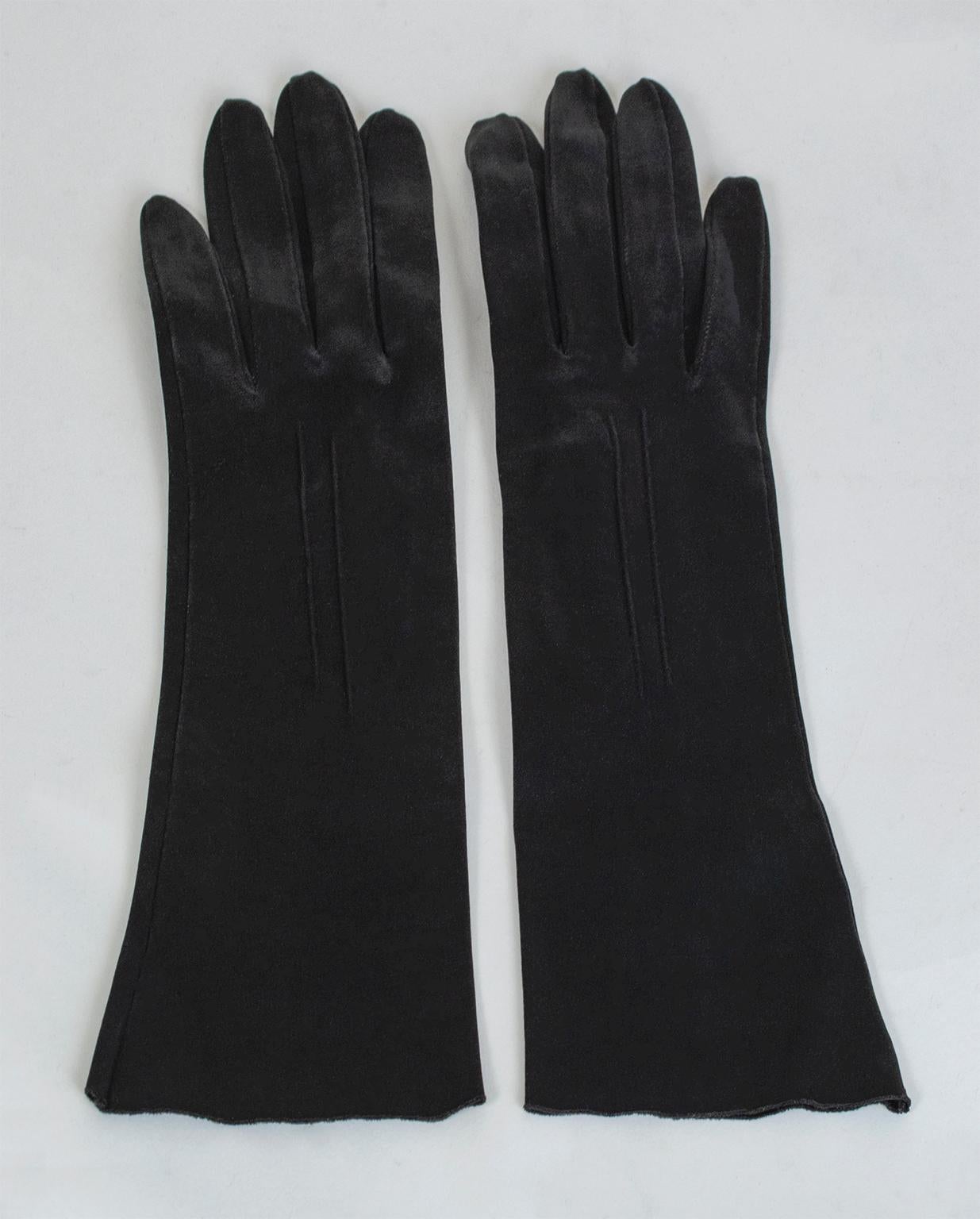 flared gloves