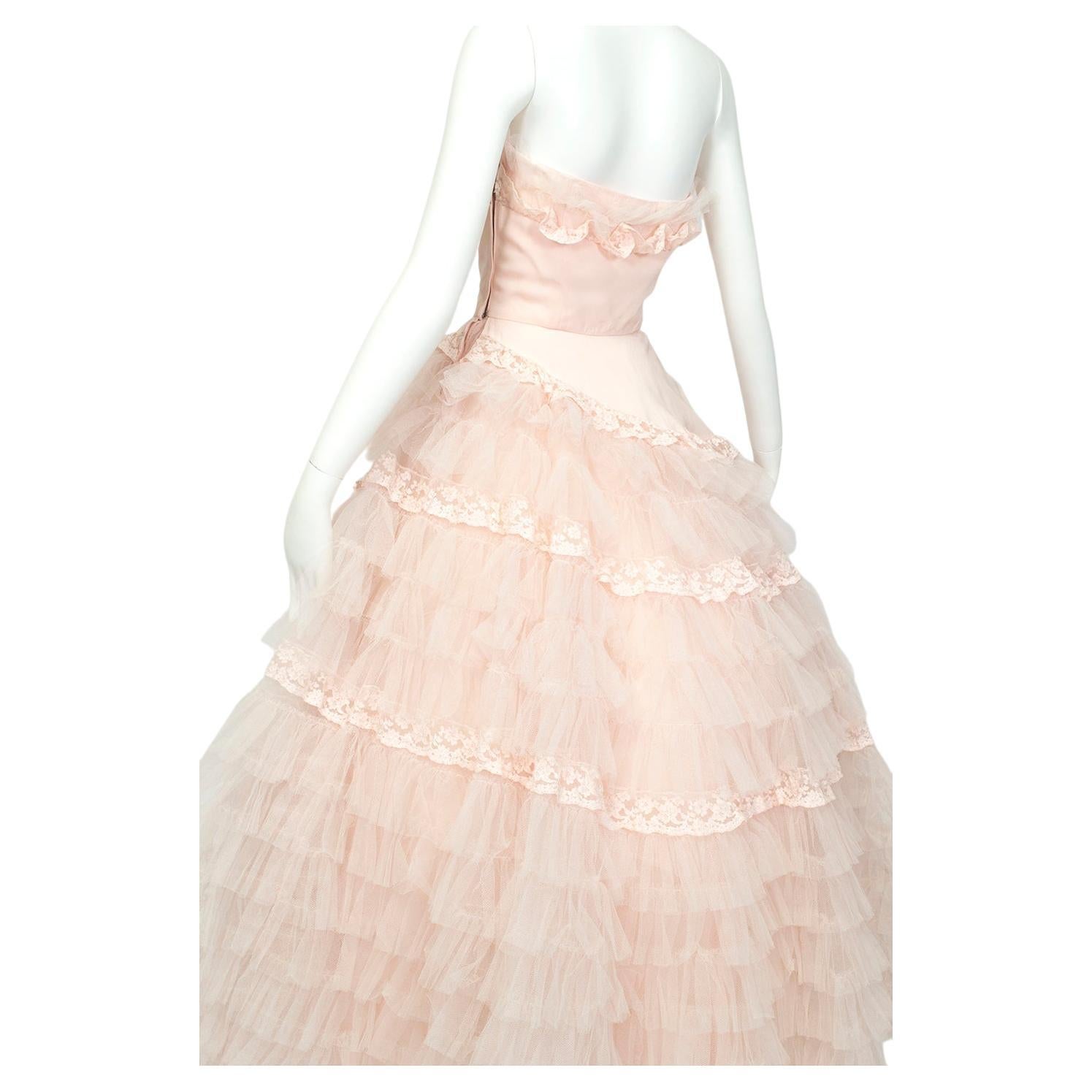 Will Steinman Pink Strapless Asymmetrical Lace Wedding Ball Gown - Small, 1950s In Good Condition In Tucson, AZ