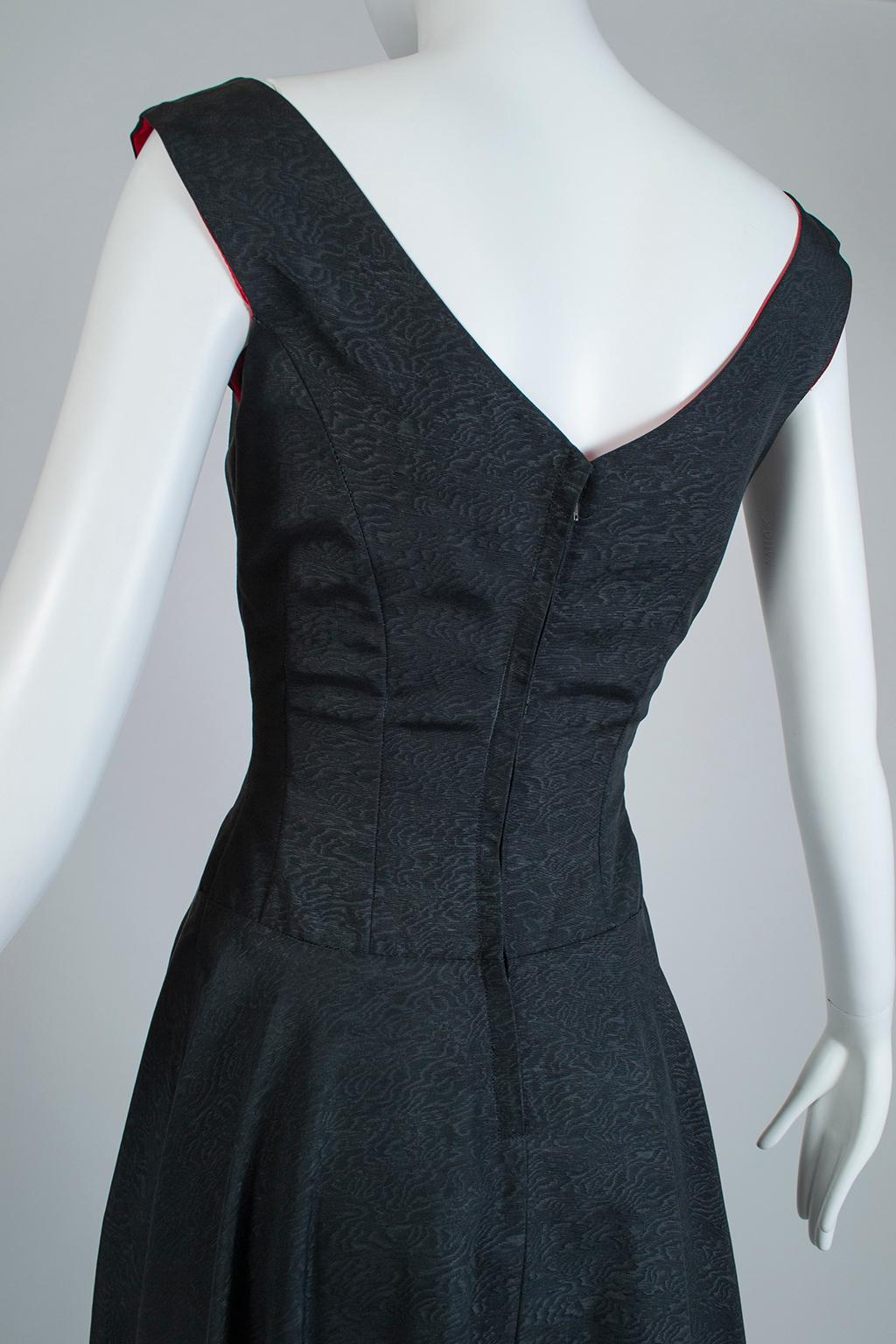 Women's Black Silk Moiré Jeweled Tea Dress and Red-Lined Opera Coat Ensemble - XS, 1950s For Sale