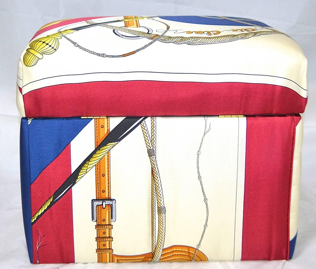 Beige Vintage HERMES Custom Clic Clouc Scarf Kiri Box For Sale