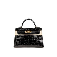 Hermes Kelly 20 Noir (Black) in Croco Leather Gold Hardware (GHW) Stamp A (2017)