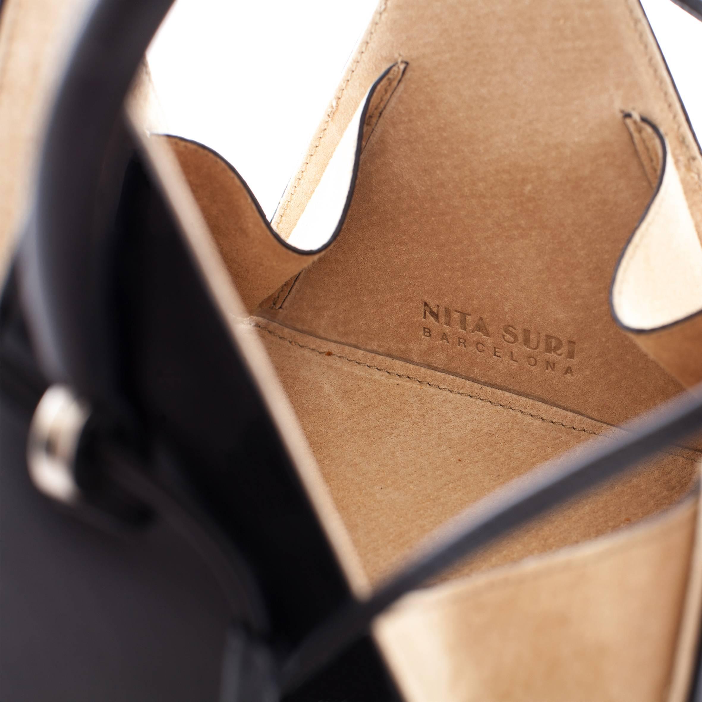 Women's NitaSuri Lia Black Leather Pyramid Handbag For Sale