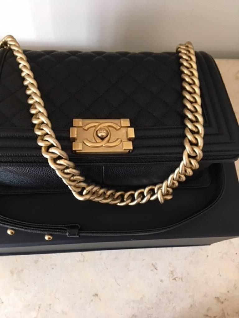 Chanel Medium Boy Bag in Quilted Caviar Leather.  In New Condition For Sale In Melbourne, AU