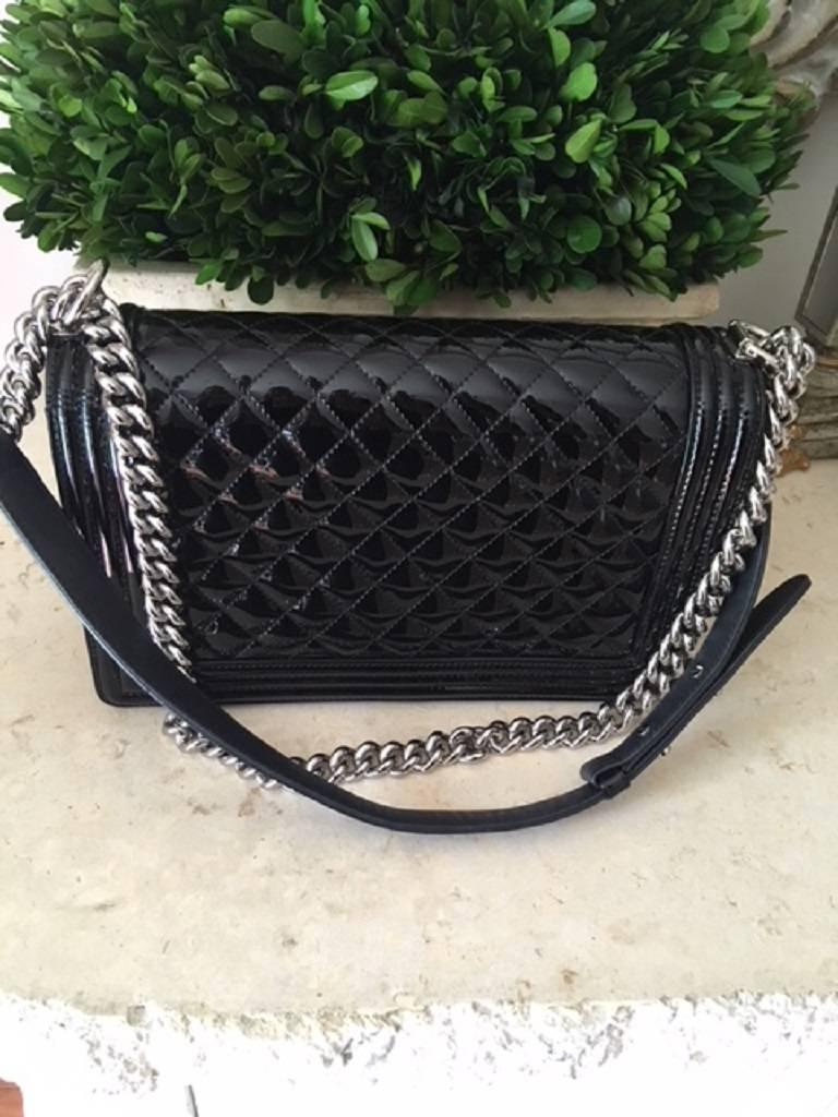 Women's Chanel Medium Patent Leather Plexiglass Boy Bag  For Sale