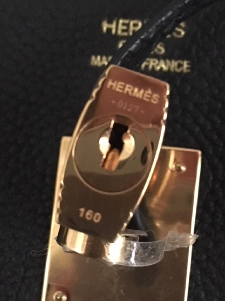 Hermes 2018 Brand New Birkin 35 with TOGO leather in Black with Gold Hardware For Sale 3