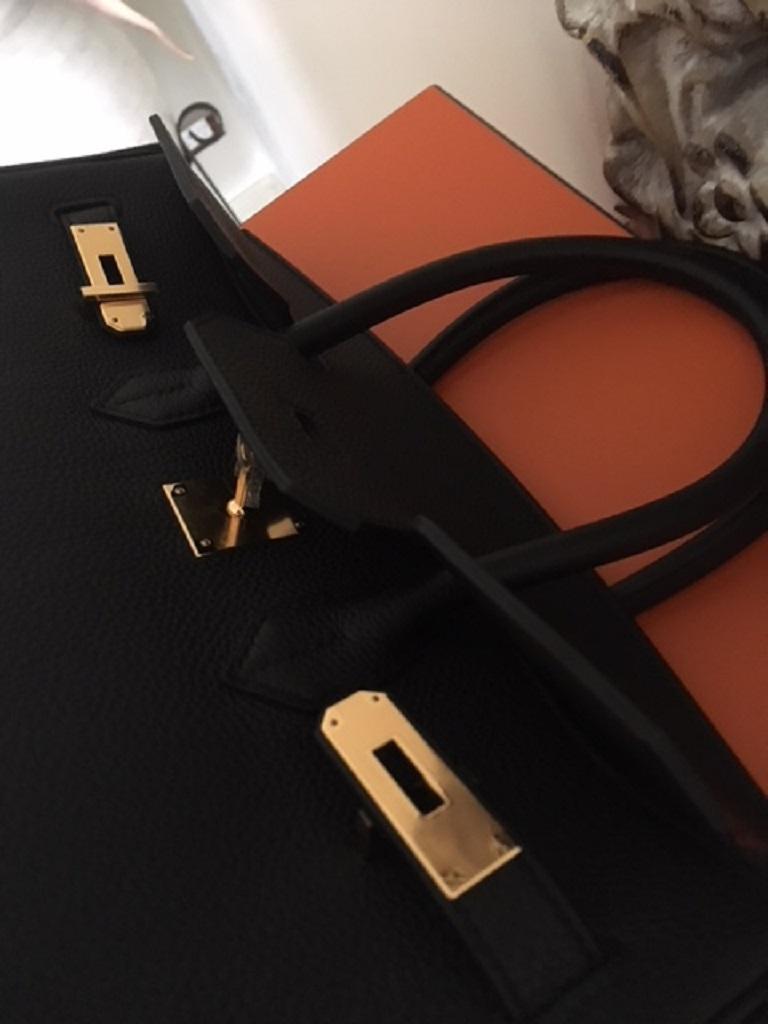 Hermes 2018 Brand New Birkin 35 with TOGO leather in Black with Gold Hardware For Sale 6
