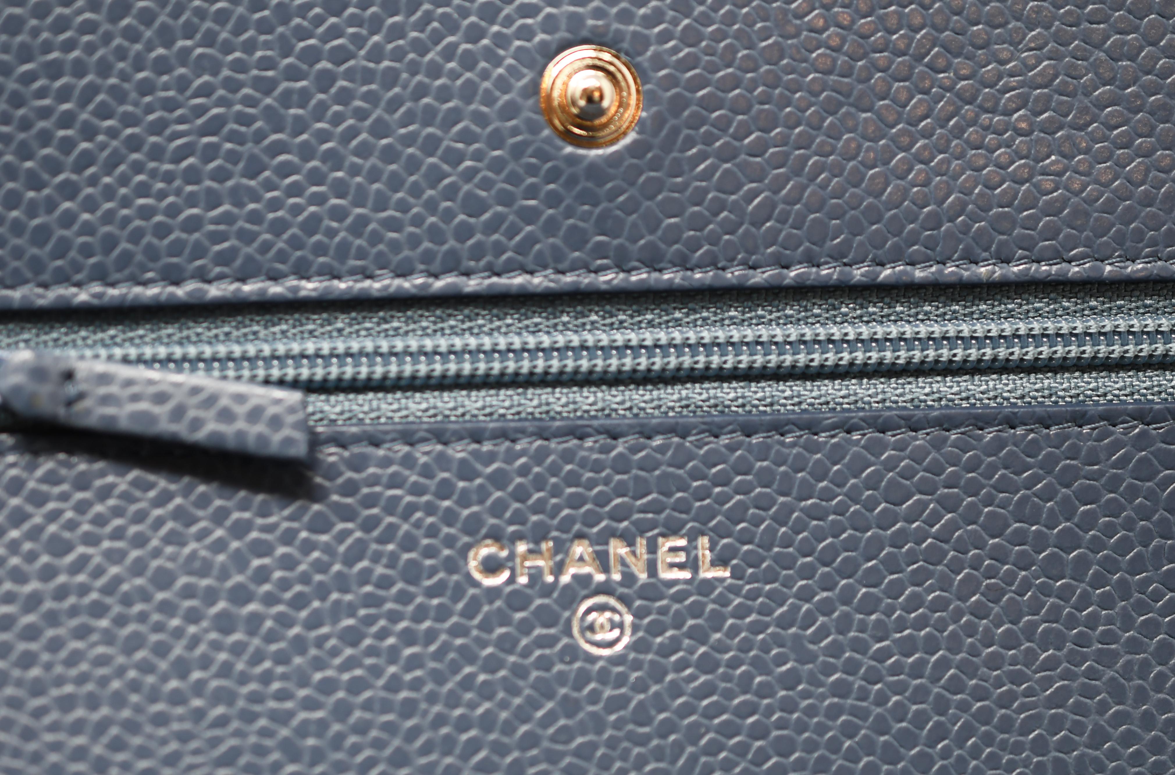 Women's Chanel Caviar Quilted Wallet On Chain Blue For Sale
