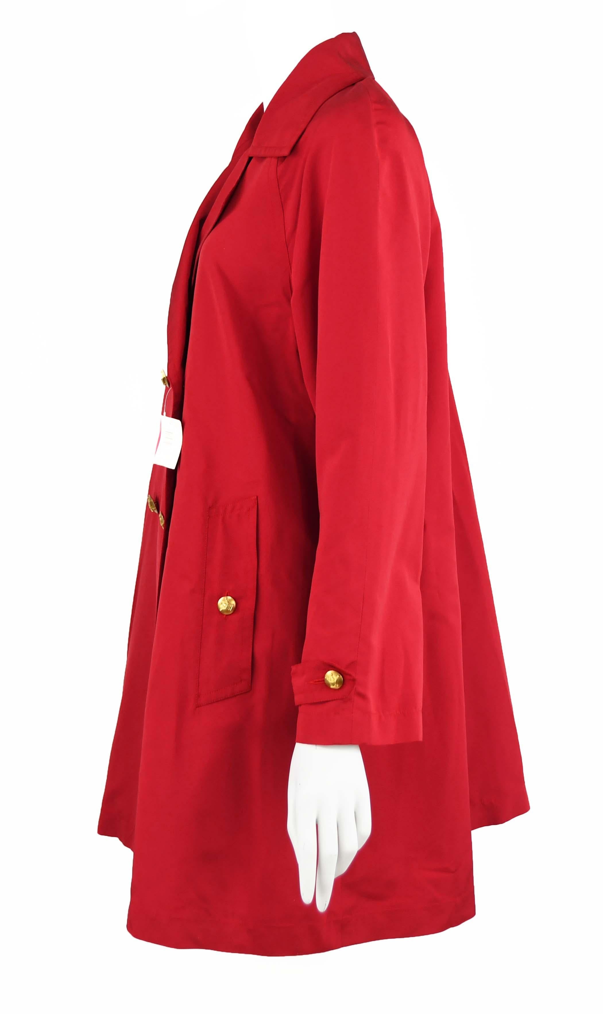 Chanel Vintage Red Rain Coat with Gold Buttons - Size FR 34 In Excellent Condition For Sale In Newport, RI