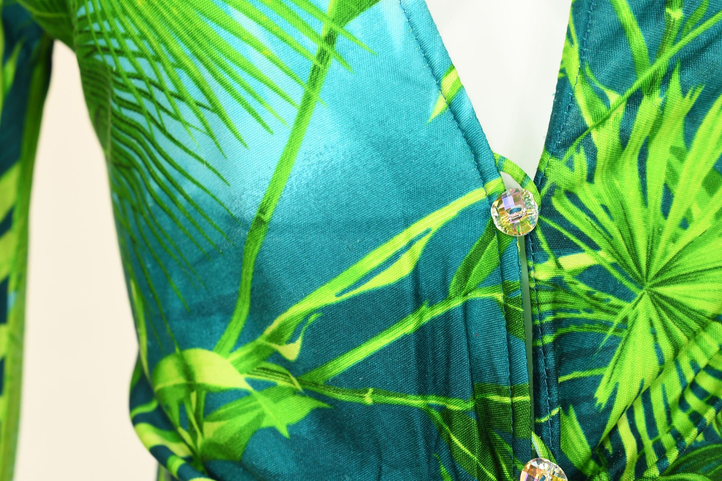 Green Iconic Gianni Versace Couture Tropical Print Dress - Size IT 40 For Sale