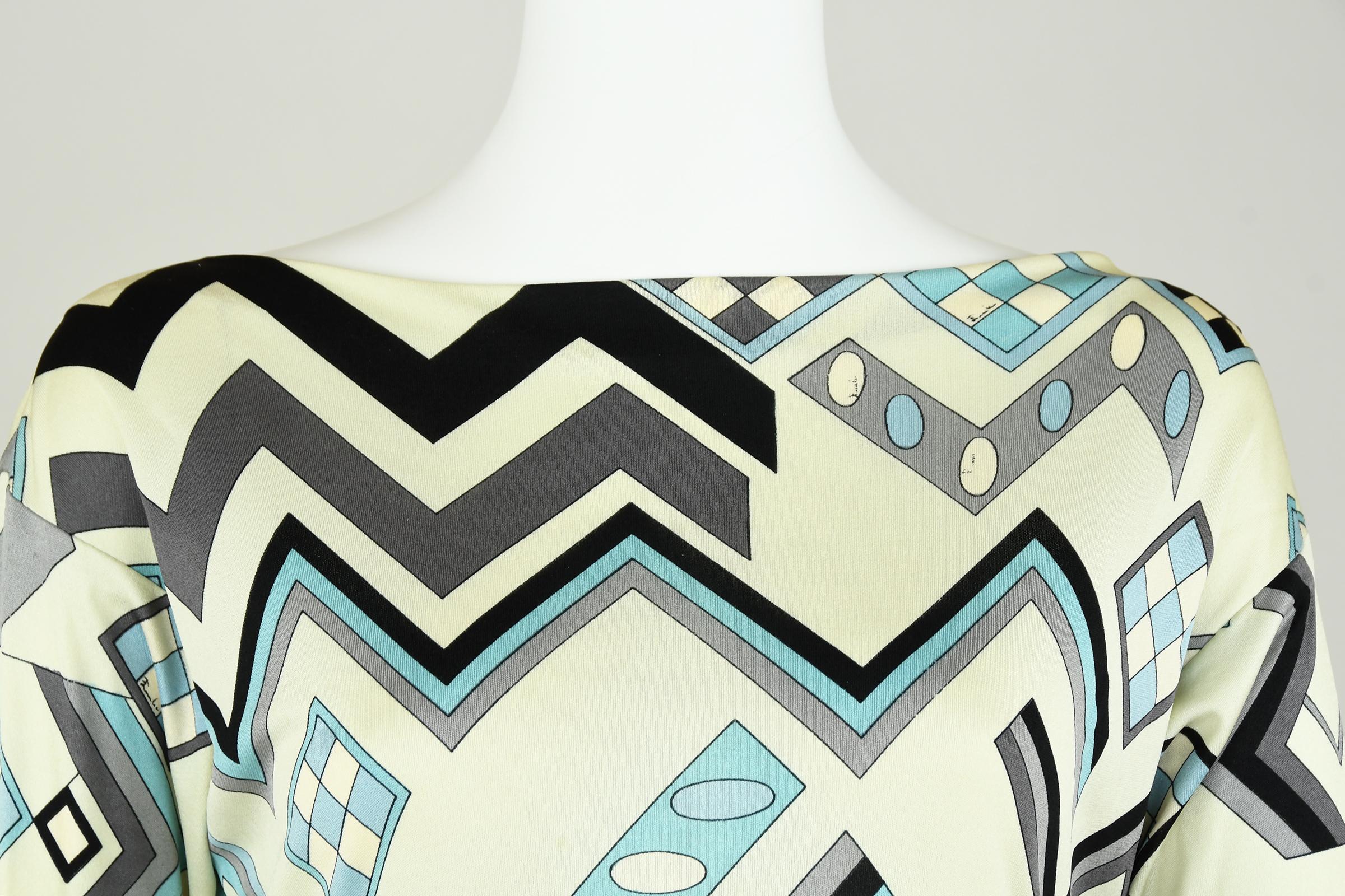 Vintage Pucci Off White, Blue & Gray Silk Jersey Dress - Size 2/4 For Sale 2