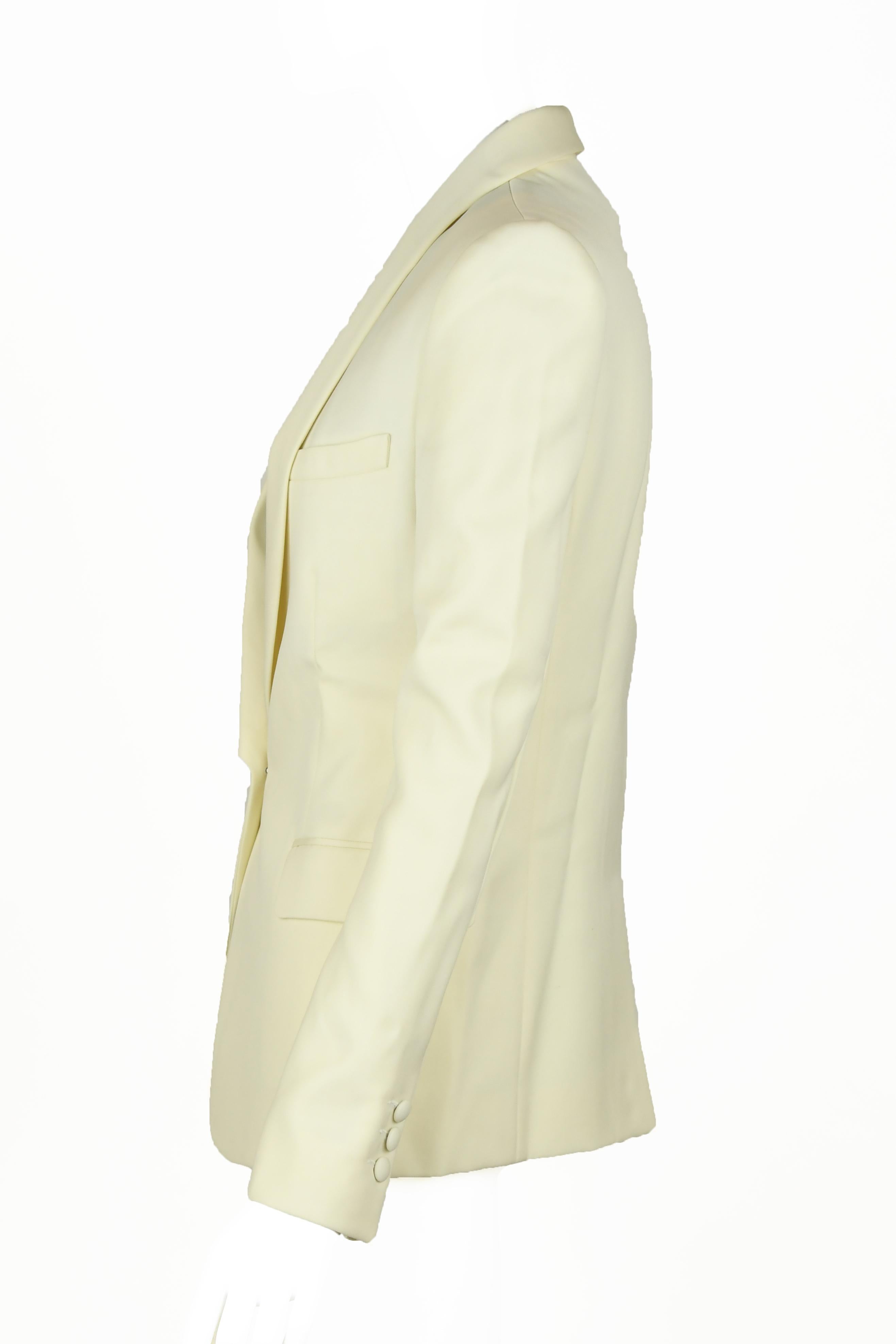 Balmain Off White Shawl Collar Blazer - Size FR 34 In Excellent Condition For Sale In Newport, RI