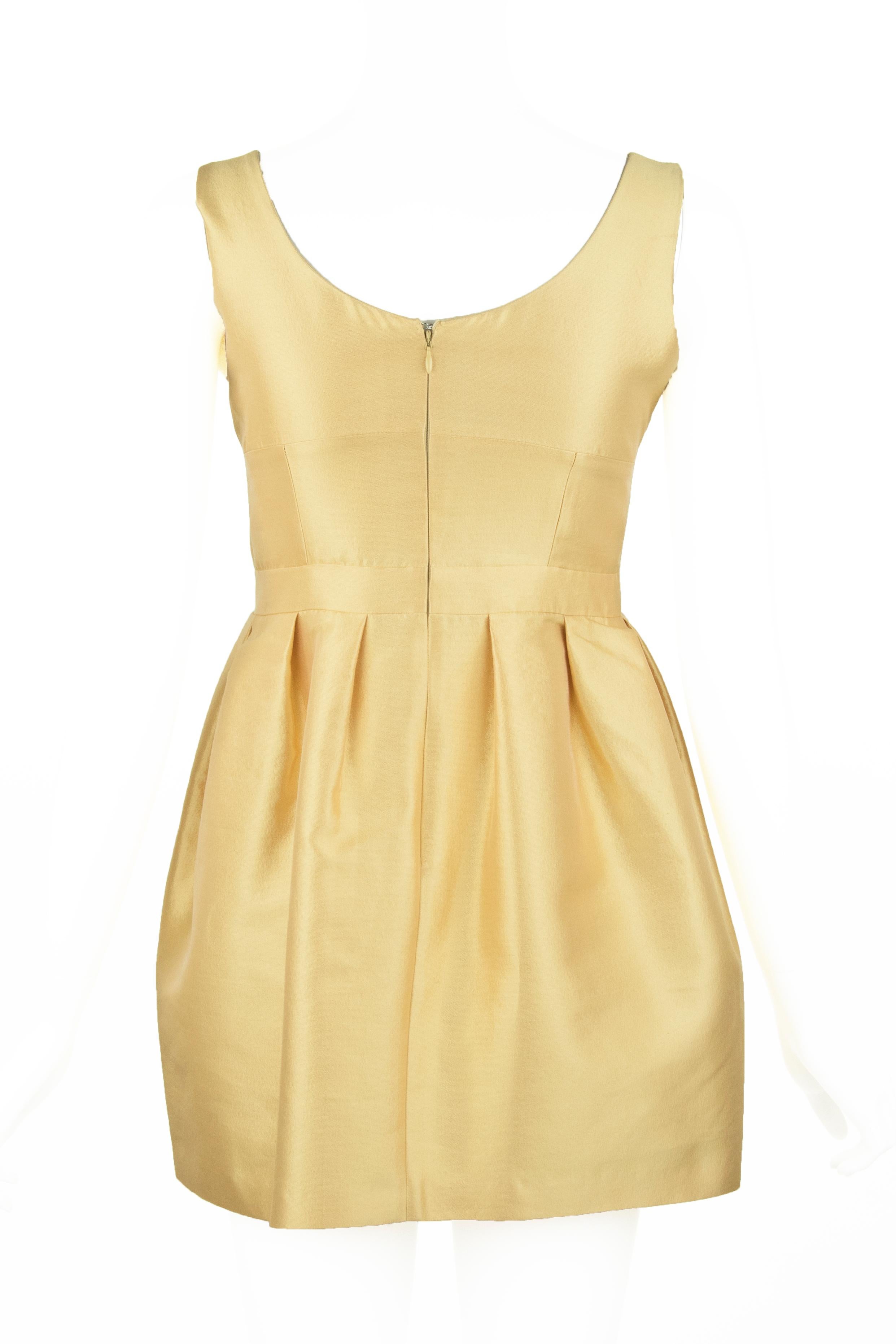 Prada Yellow Silk & Wool Sleeveless Dress - Size IT 42 In Excellent Condition For Sale In Newport, RI