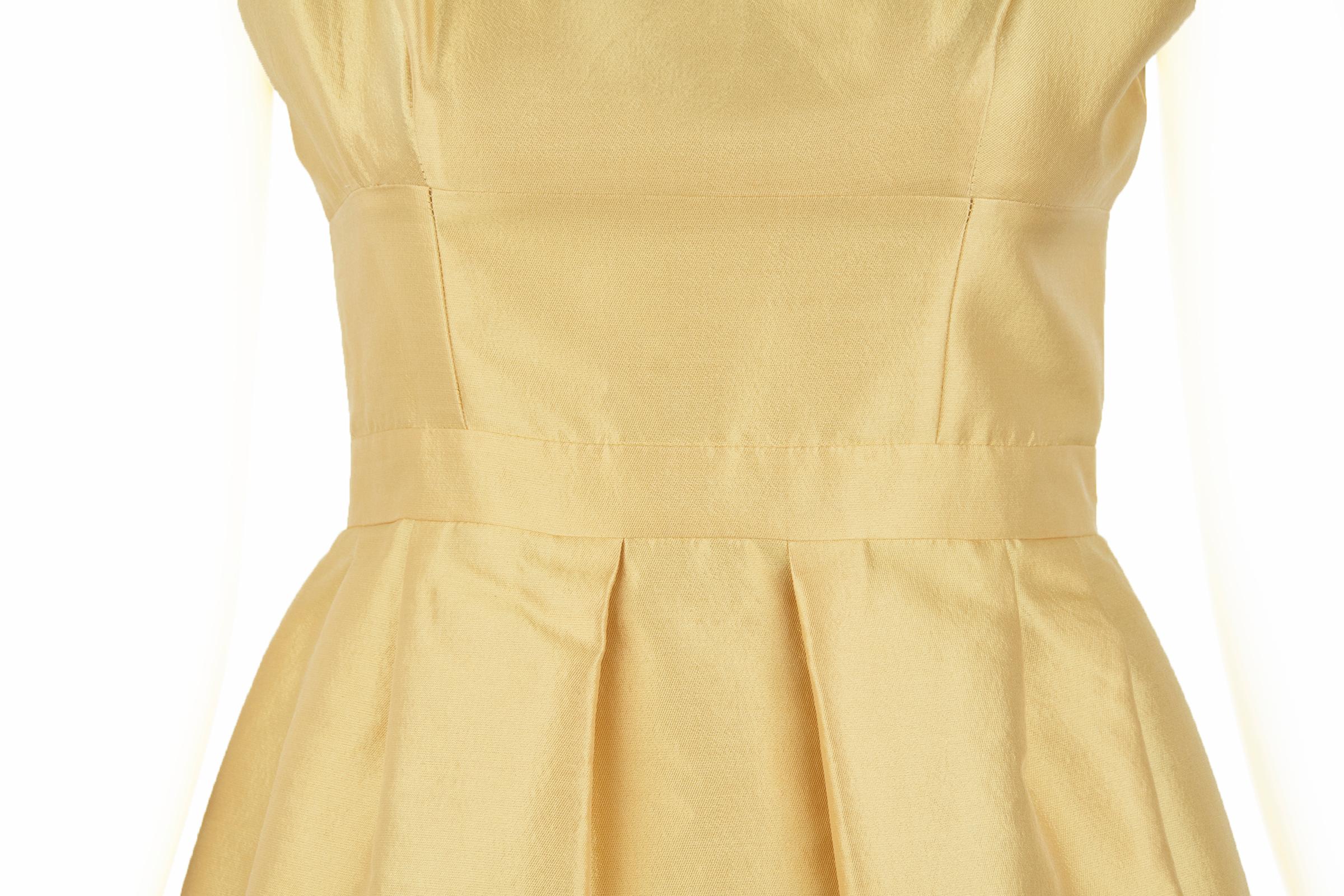 Prada Yellow Silk & Wool Sleeveless Dress - Size IT 42 For Sale 1