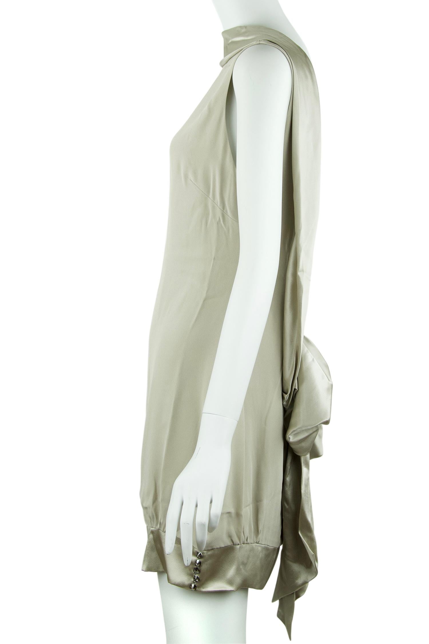 Azzaro Gray Silk Open Back Dress - Size S For Sale 4
