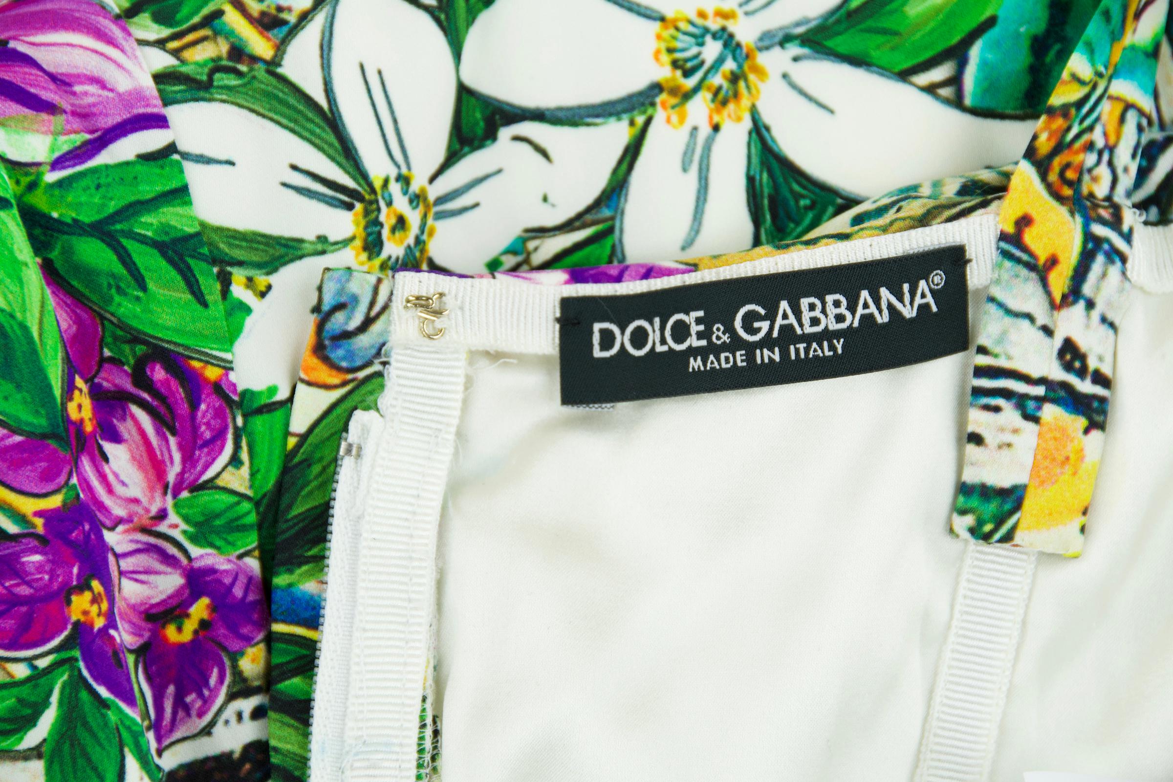 Dolce & Gabbana Printed Silk Sheath Dress- Size IT 40 For Sale 2