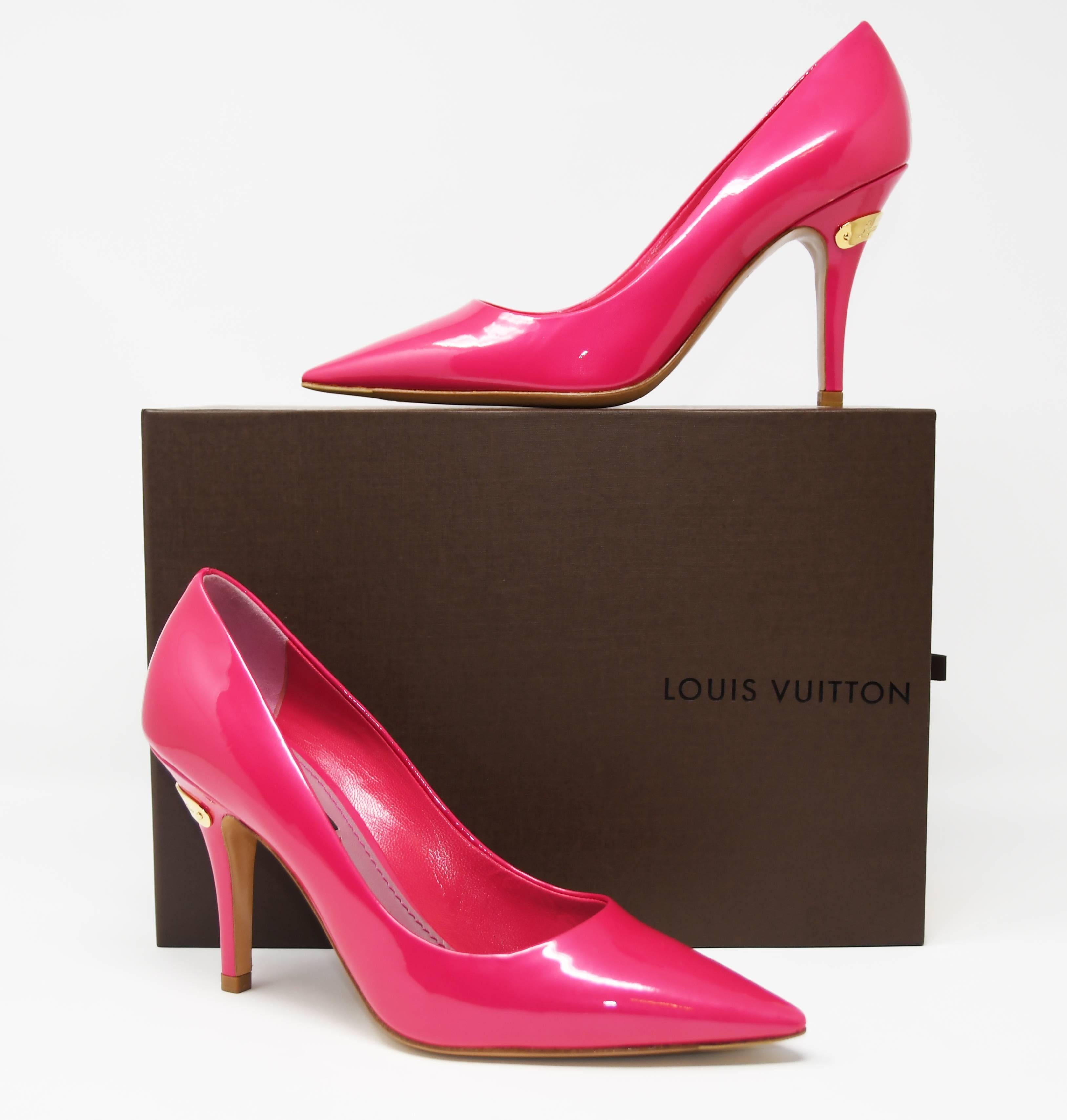 Louis Vuitton Fuchsia Heels, Size 36.5 In New Condition For Sale In Newport, RI