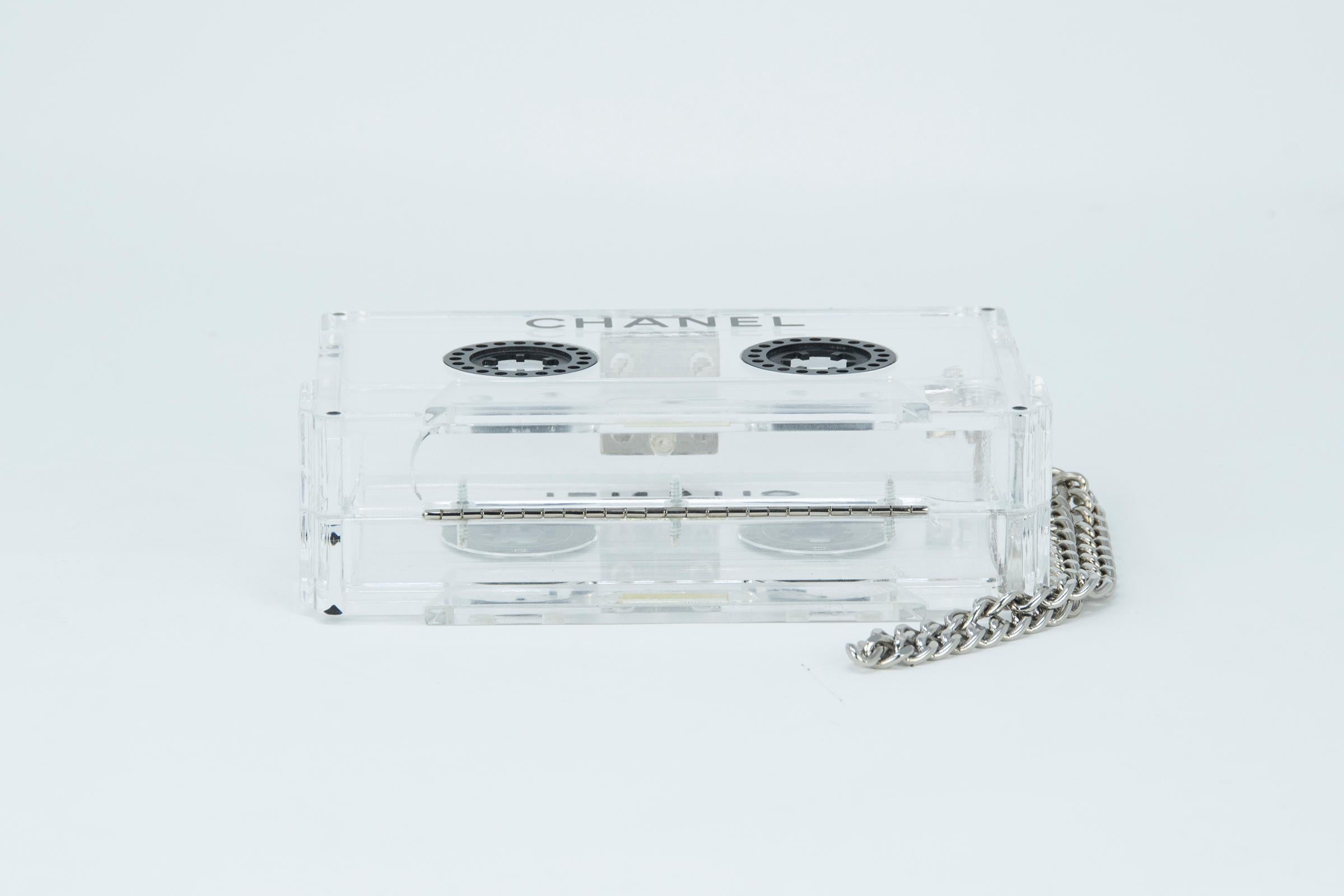 chanel cassette bag
