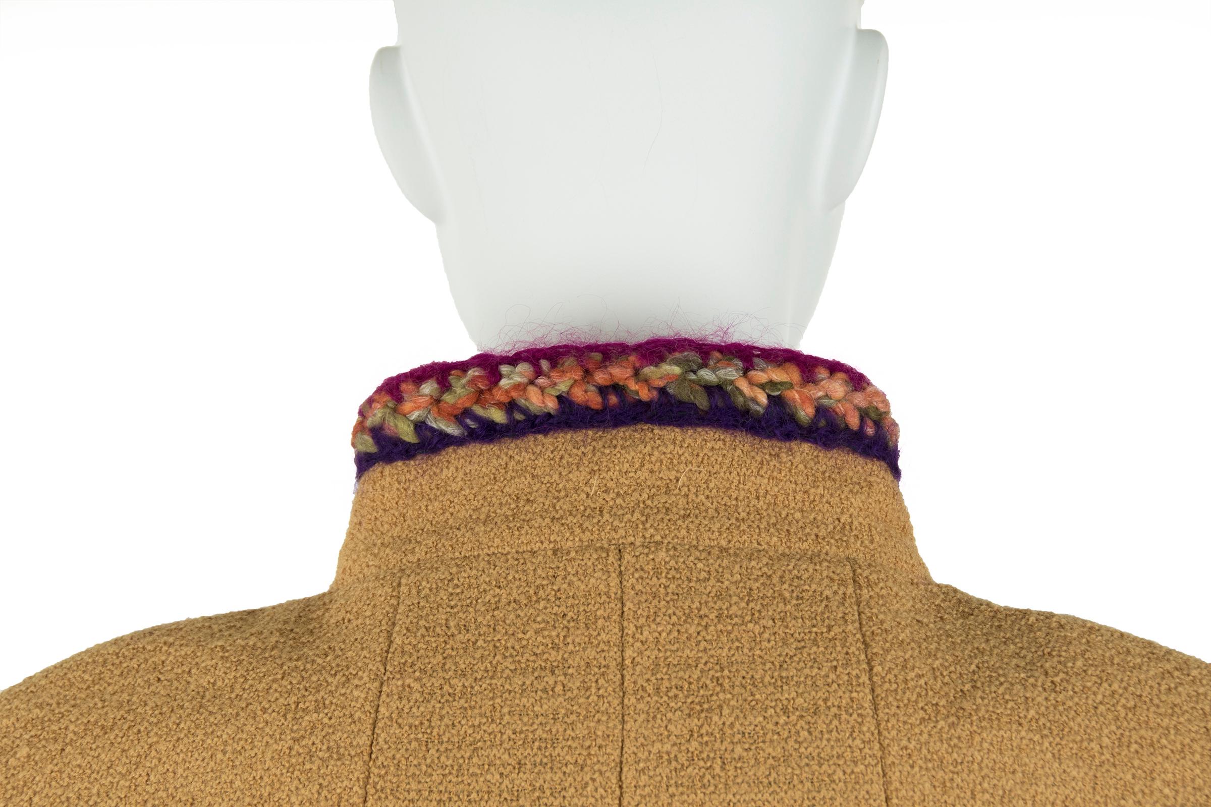 Chanel Camel Blazer with Magenta Multicolor Wool Trim - Size FR 36 For Sale 1