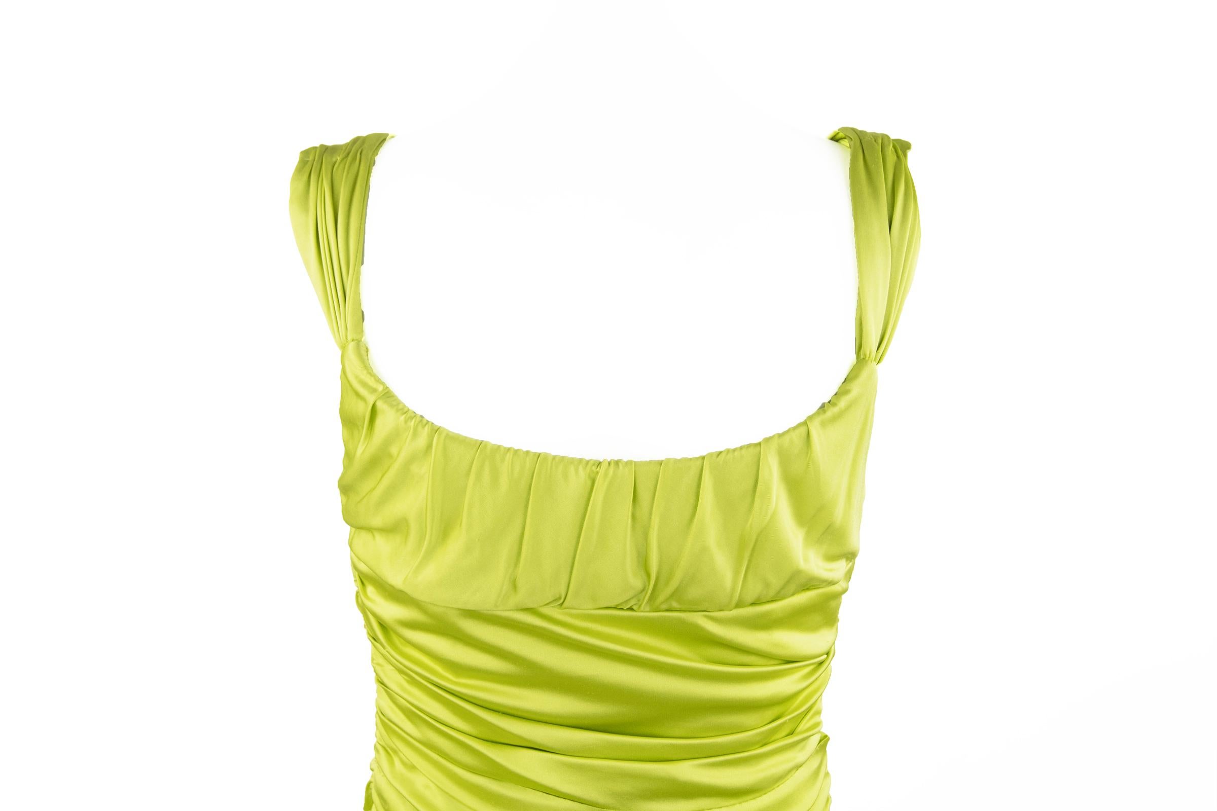 Emanuel Ungaro Bright Green Silk Jersey Dress - Size IT 40 In New Condition For Sale In Newport, RI