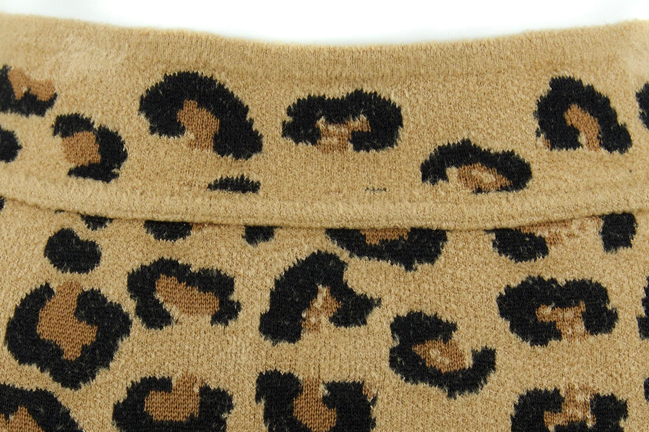 Alaia Vintage Leopard Pencil Skirt 1991 - Size S In Excellent Condition For Sale In Newport, RI