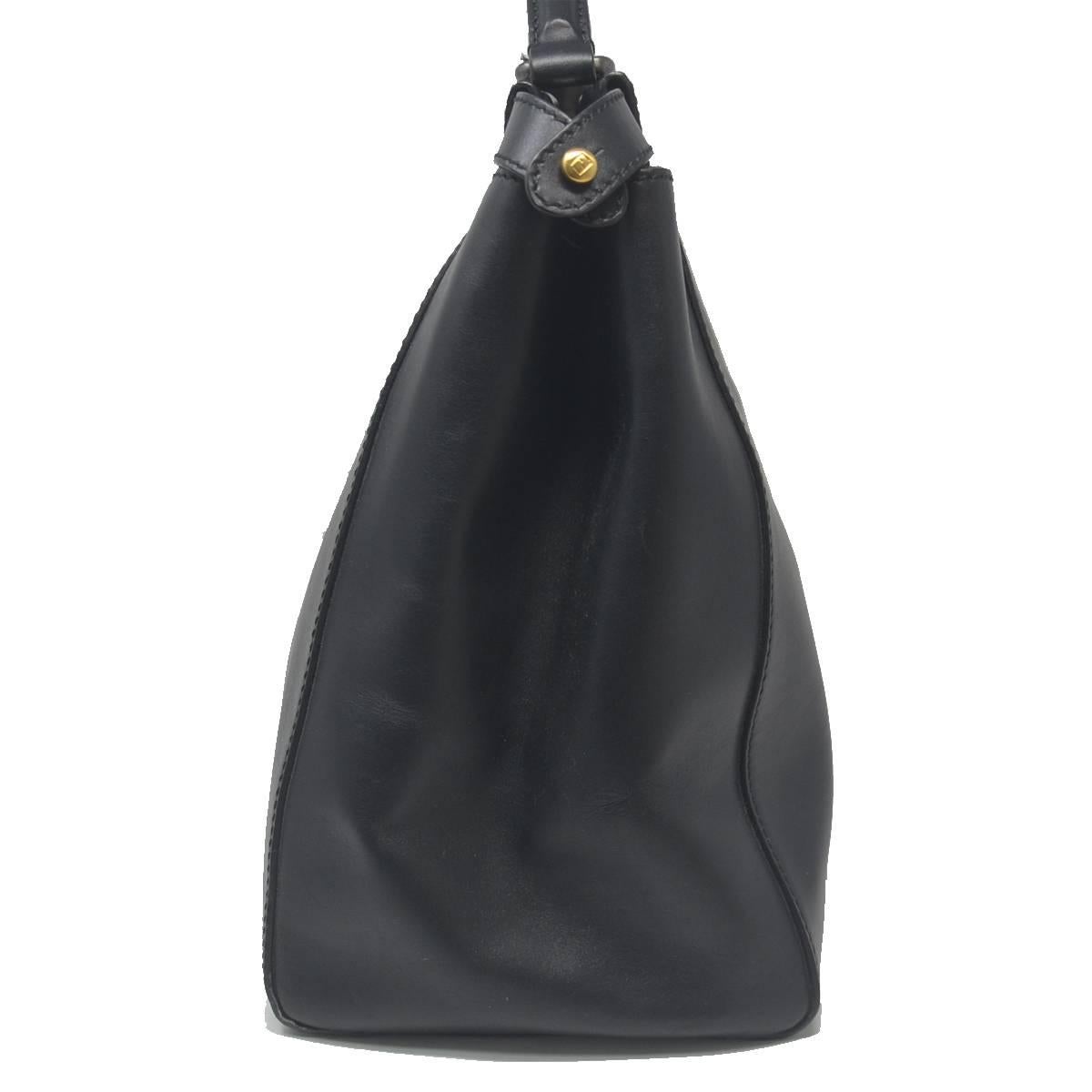 Fendi Large Peekaboo Black leather Handbag 2