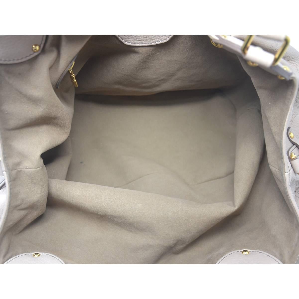 Louis Vuitton Mahina Taupe Grey Leather Hobo Handbag In Excellent Condition In Boca Raton, FL
