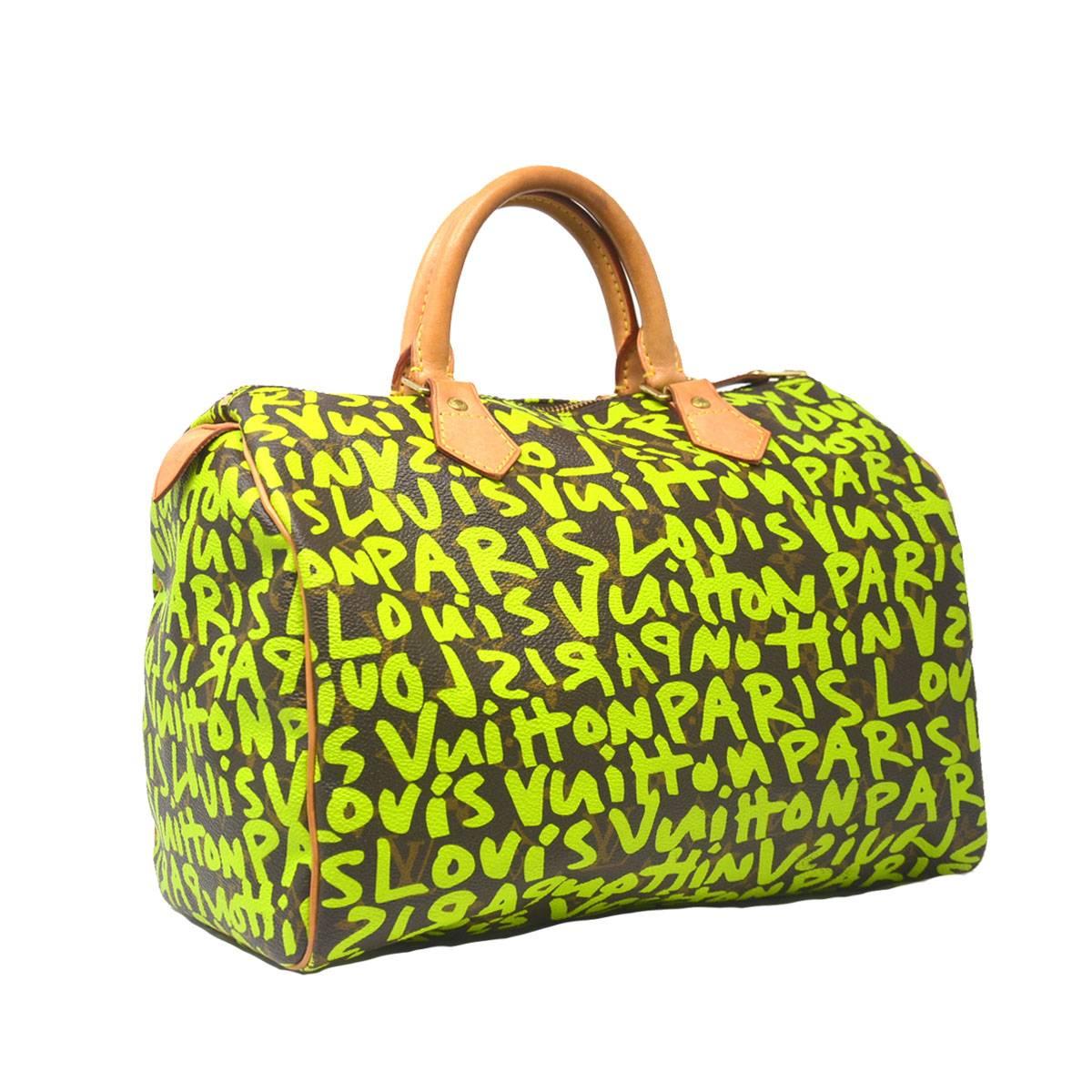 Company-Louis Vuitton
Model-Speedy 30 Stephen Sprouse Graffiti
Color-Neon Green
Date Code-TH5008
Material-Leather
Measurements-11.8