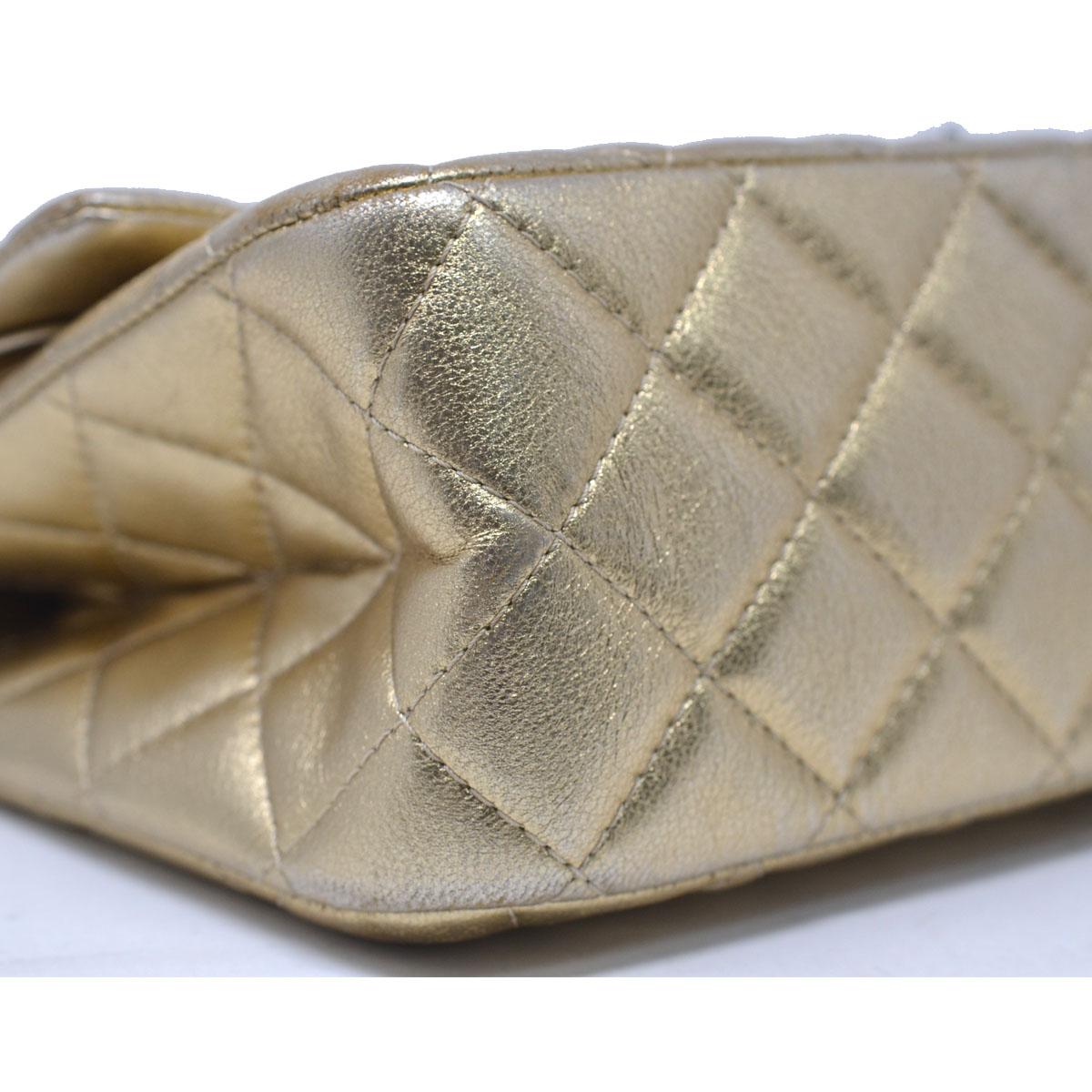Chanel 2.55 Reissue Jumbo Double Flap Chevron Gold Leather Handbag 4