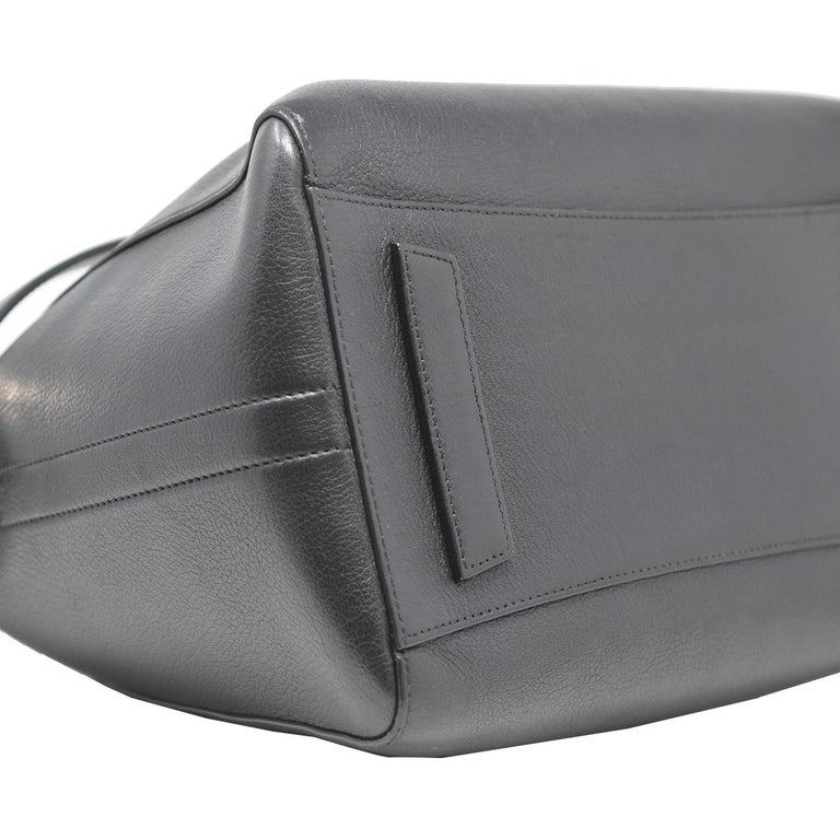 Givenchy Antigona Medium Black Leather Tote Handbag For Sale at 1stdibs