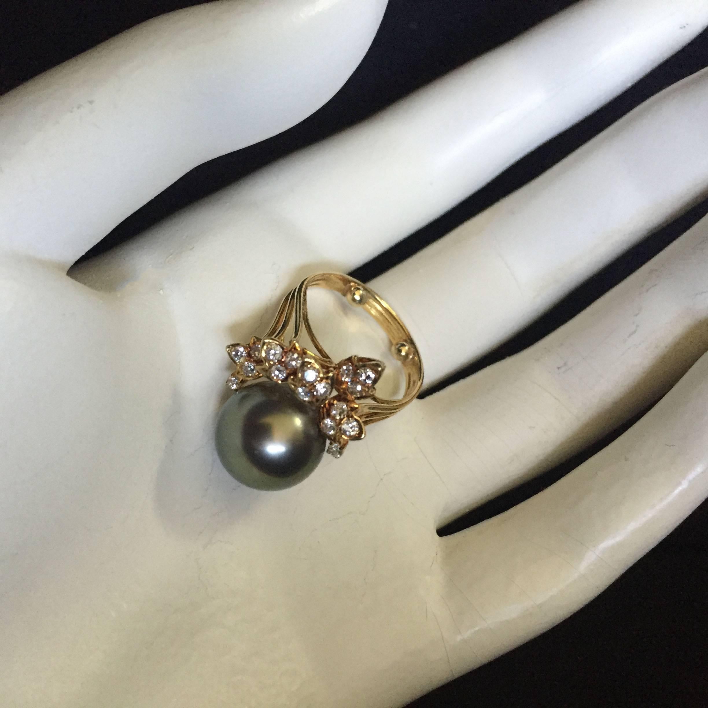 11MM South Sea Black Pearl 18K Gold Diamond Ring For Sale 2